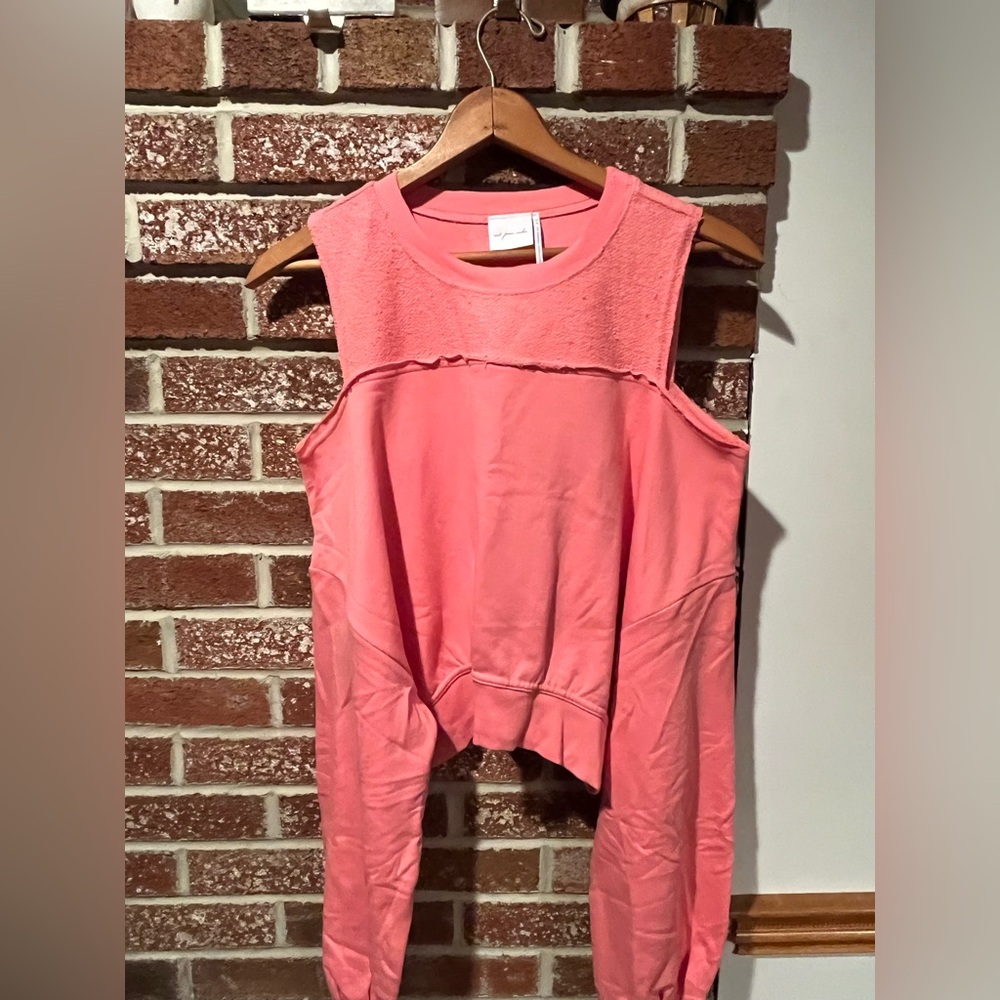 Out From Under - Urban Outfitters Pink Off shoulder Cropped Sweatshirt - Picture 3 of 5